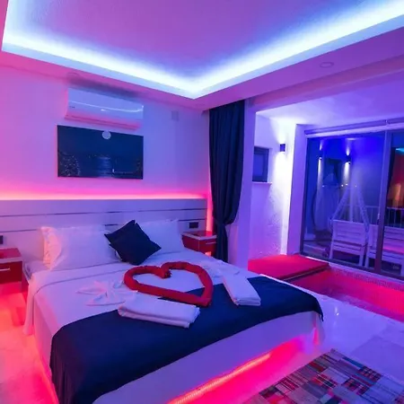 Halal Honeymoon Villa *