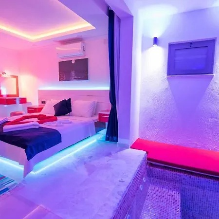 Halal Honeymoon Villa Kaş
